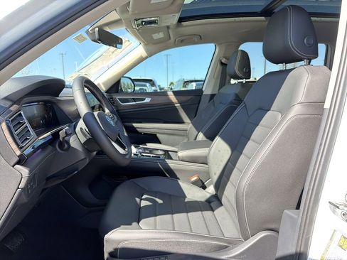 New 2026 Volkswagen Atlas SEL image 11