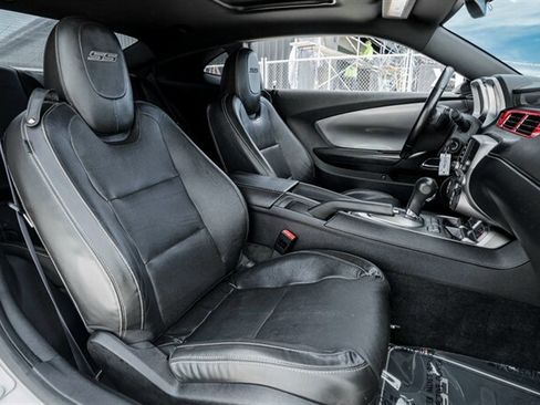 Used 2015 Chevrolet Camaro SS w/ RS Package RWD image 19
