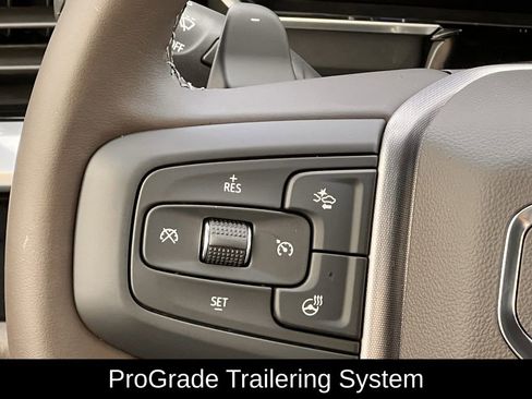 New 2026 GMC Sierra 1500 SLT image 11