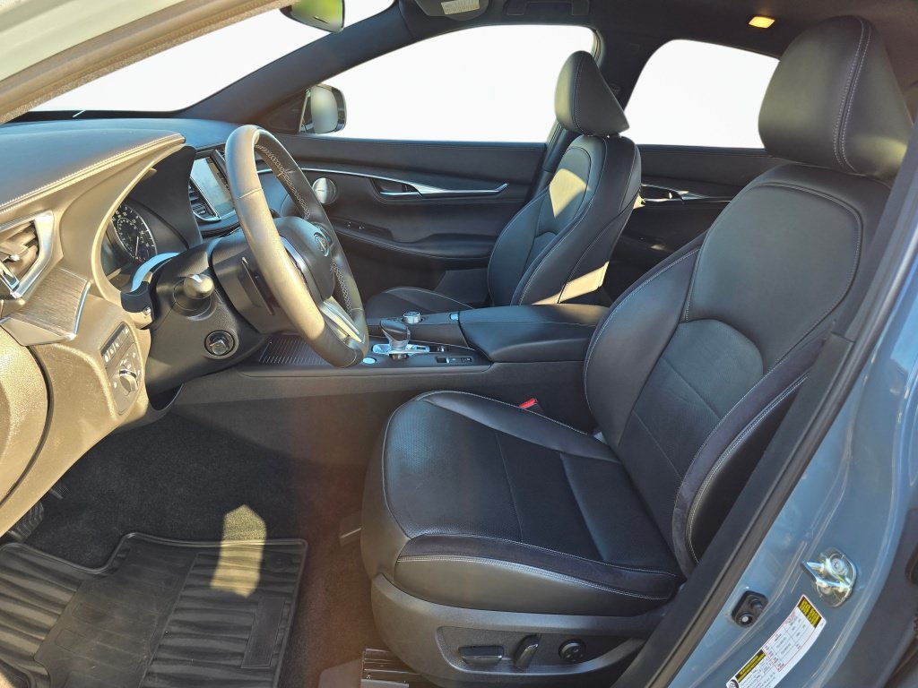 Used 2023 INFINITI QX55 Sensory w/ Lighting Package AWD/4WD image 12