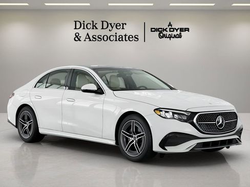 Used 2025 Mercedes-Benz E 350 Sedan image 19