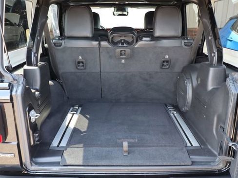 Used 2021 Jeep Wrangler Unlimited Rubicon AWD/4WD image 42