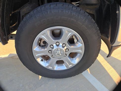Used 2020 RAM 2500 Lone Star w/ Level 1 Equipment Group AWD/4WD image 24