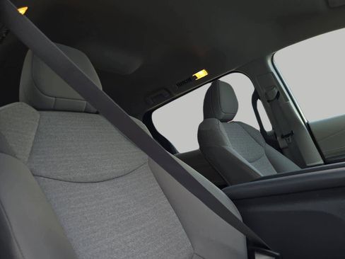 Used 2024 Toyota Sienna LE image 20