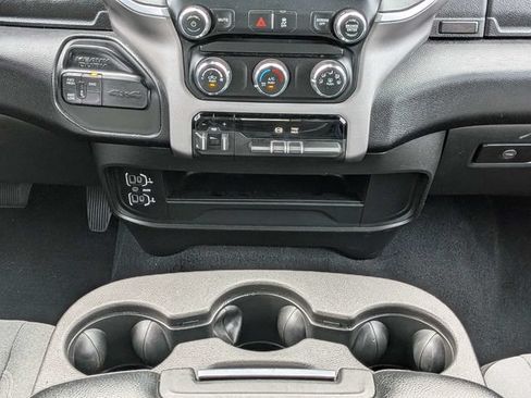 Used 2024 RAM 2500 Big Horn AWD/4WD image 18