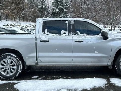 Used 2020 Chevrolet Silverado 1500 Custom w/ Custom Value Package image 1