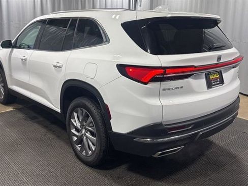 New 2026 Buick Enclave Preferred image 8