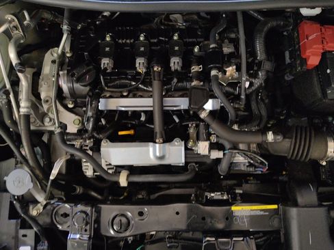 Used 2025 Nissan Versa S w/ Trunk Package FWD image 30