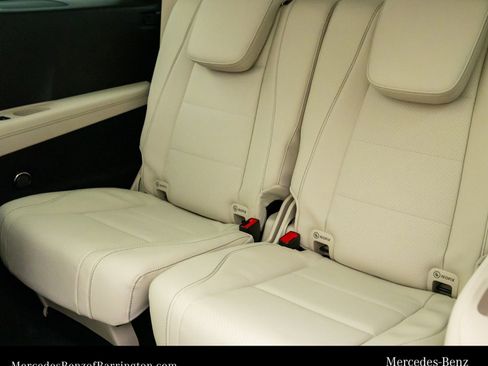 New 2026 Mercedes-Benz GLS 450 4MATIC image 22
