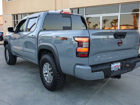 Used 2023 Nissan Frontier PRO-4X w/ Pro Convenience Package image 6