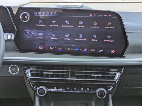 New 2026 Chevrolet Traverse LT w/ Enhanced Driving Package image 5