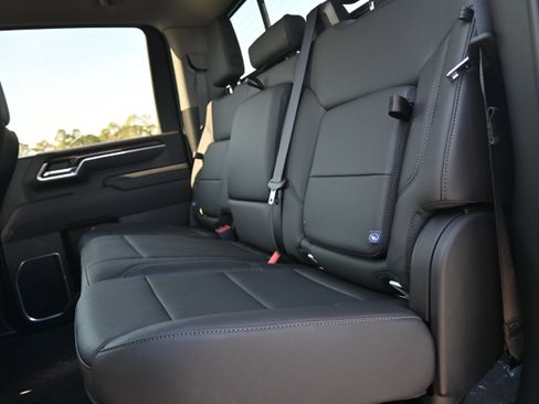 Used 2026 Chevrolet Silverado 2500 LT w/ Trail Boss Package image 29