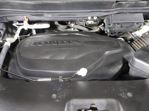 Used 2019 Honda Pilot Touring image 27