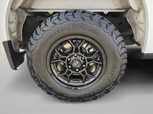 Used 2023 Chevrolet Silverado 1500 W/T RWD image 7