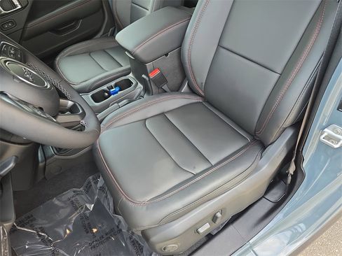 New 2026 Jeep Wrangler Unlimited Rubicon image 14