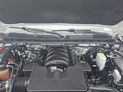 Used 2018 Chevrolet Silverado 1500 W/T w/ WT Fleet Convenience Package AWD/4WD image 8