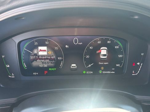 Certified 2025 Honda Civic Sport Touring image 31