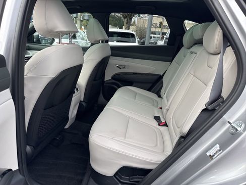 Used 2025 Hyundai Tucson Limited image 43