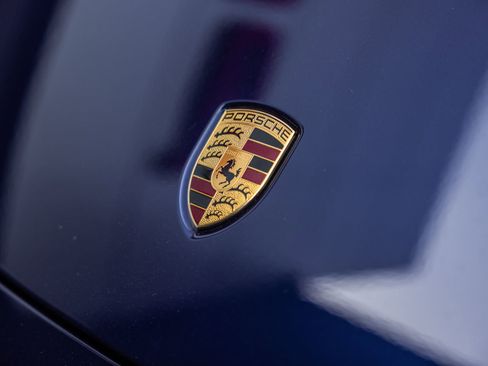 Certified 2024 Porsche 911 Targa 4 GTS image 25