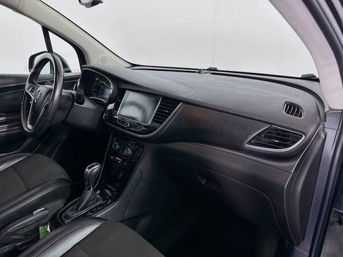 Used 2019 Buick Encore Sport Touring AWD/4WD image 28