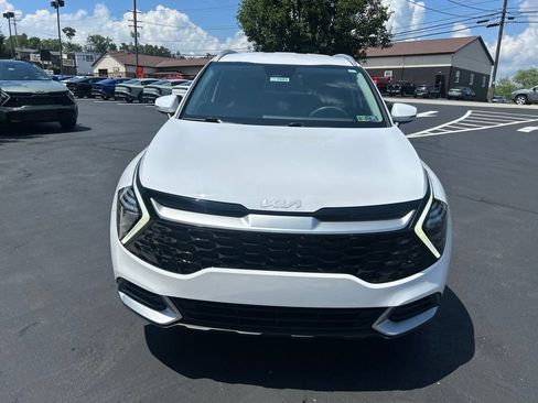 Certified 2024 Kia Sportage EX AWD/4WD image 2
