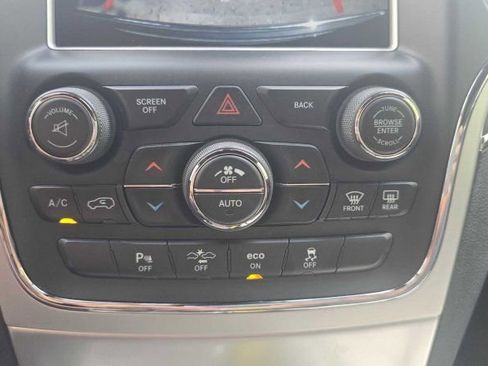 Used 2014 Jeep Grand Cherokee Overland w/ Advanced Technology Group image 23