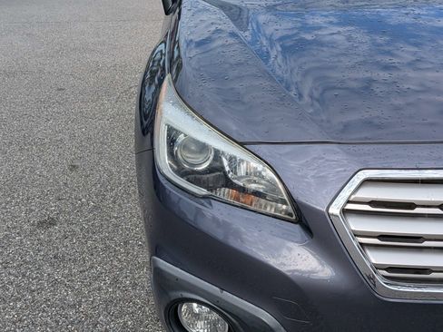 Used 2016 Subaru Outback 2.5i Limited AWD/4WD image 9