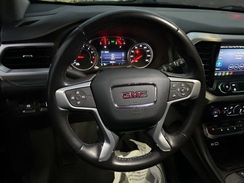 Used 2020 GMC Acadia SLE image 22
