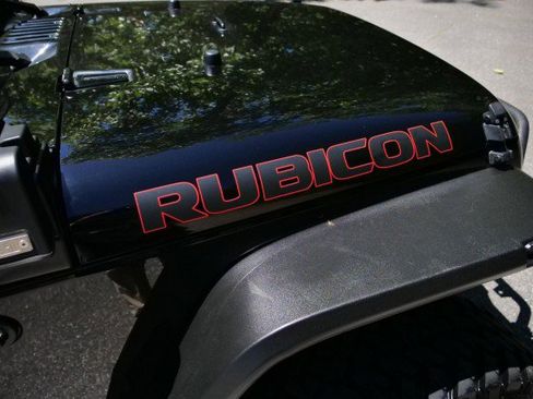 Used 2014 Jeep Wrangler Rubicon w/ Power Convenience Group AWD/4WD image 40
