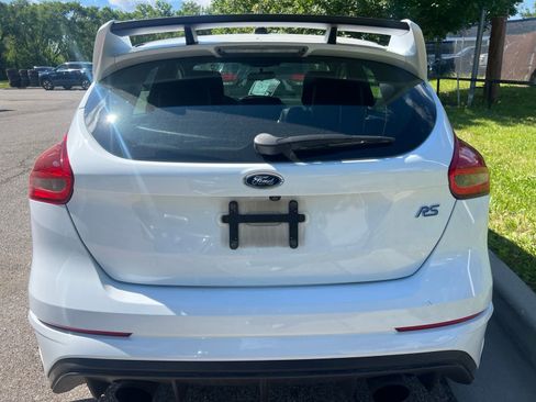 Used 2017 Ford Focus RS AWD/4WD image 6