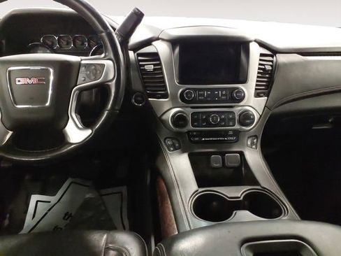 Used 2019 GMC Yukon XL SLT AWD/4WD image 11