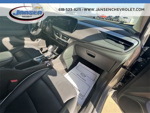 Used 2024 Buick Encore GX Avenir image 28