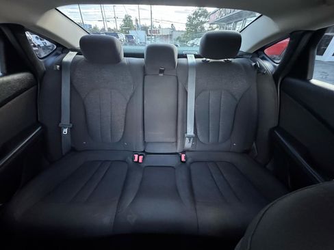 Used 2016 Chrysler 200 Limited w/ Convenience Group FWD image 16