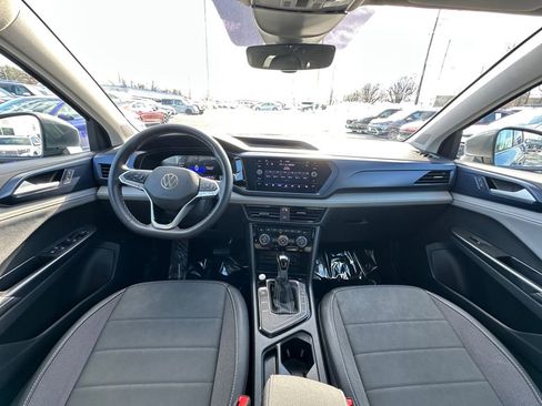 Used 2024 Volkswagen Taos SE image 20