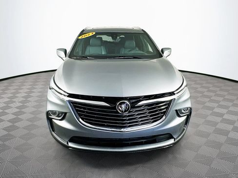Used 2023 Buick Enclave Premium w/ Experience Buick Package FWD image 4