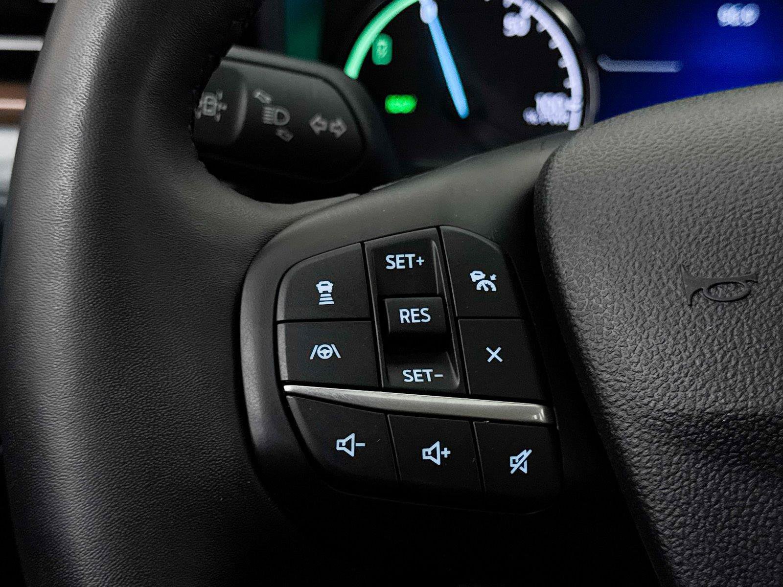 Used 2023 Ford Maverick Lariat w/ Lariat Luxury Package FWD image 34