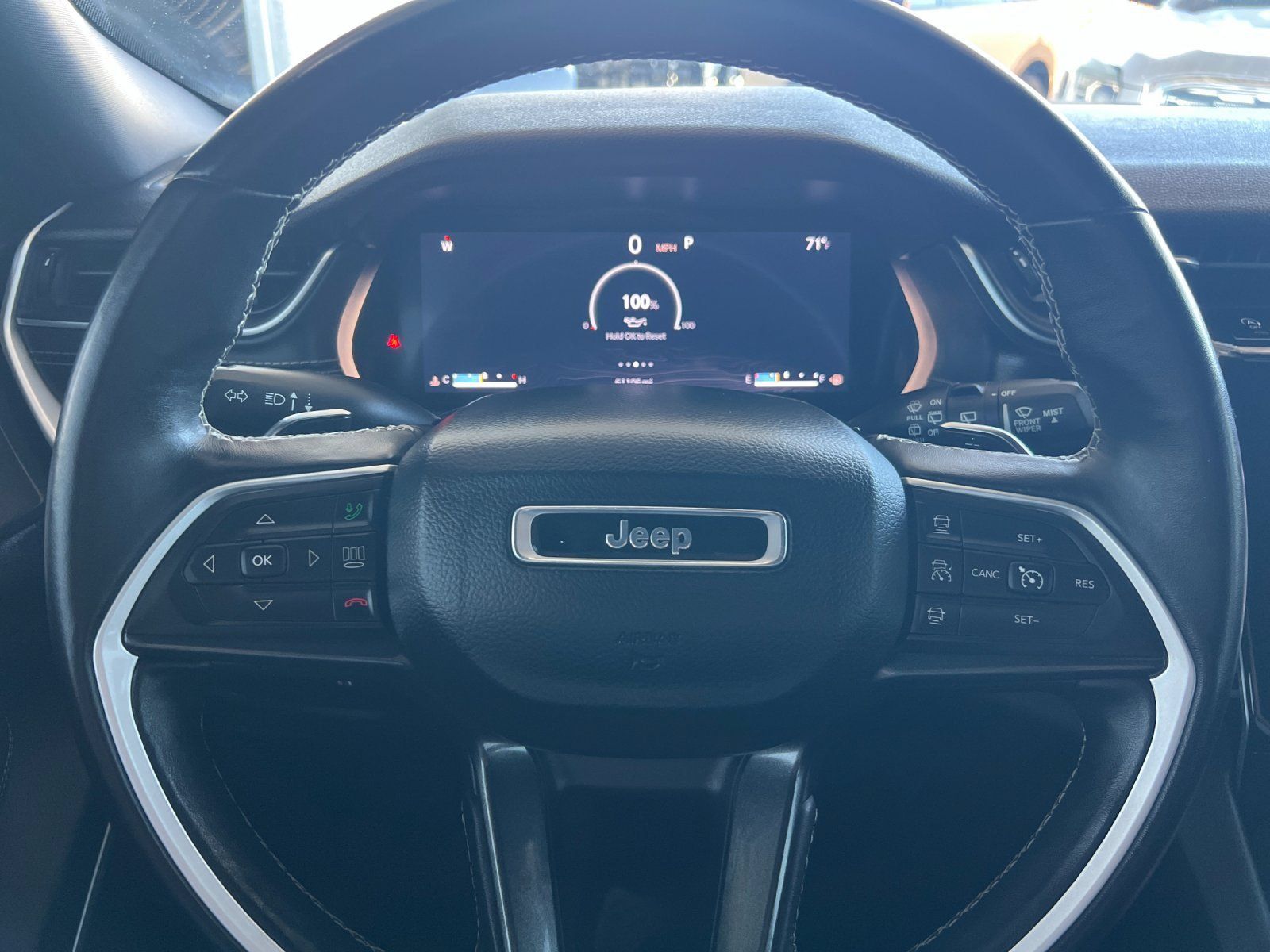 Used 2022 Jeep Grand Cherokee L Laredo AWD/4WD image 23