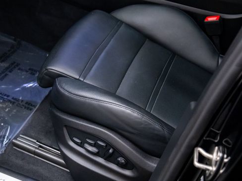 Certified 2023 Porsche Cayenne image 16