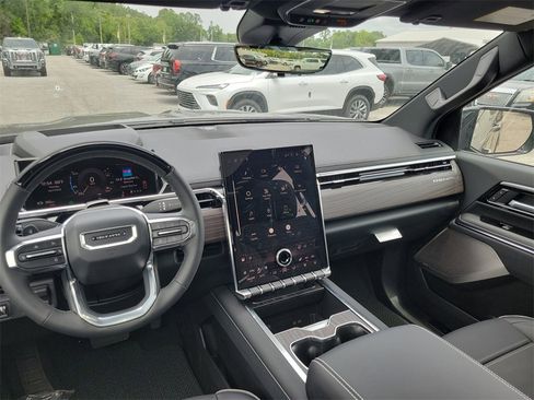 New 2025 GMC Sierra EV Denali image 28