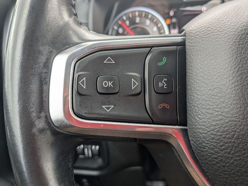 Used 2021 RAM 1500 Laramie AWD/4WD image 19