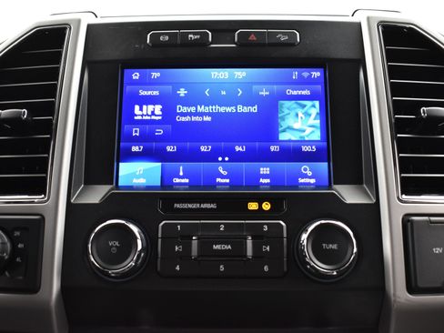 Used 2021 Ford F250 Lariat image 31