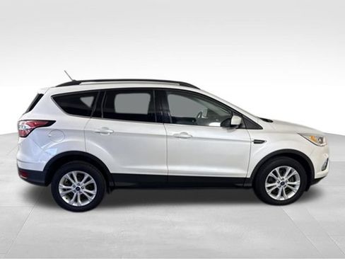 Used 2018 Ford Escape SEL AWD/4WD image 10
