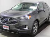 Used 2020 Ford Edge SEL w/ Convenience Package image 3