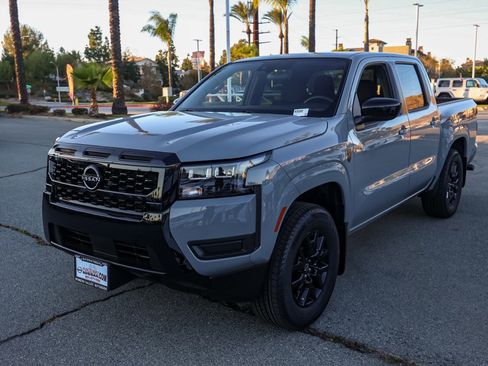 New 2026 Nissan Frontier SV image 8