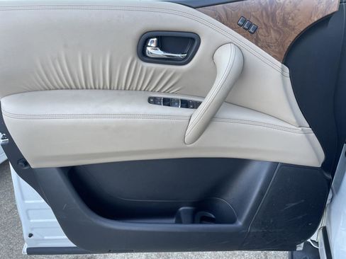 Used 2023 Nissan Armada SL image 26