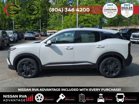 New 2025 Nissan Kicks SR image 8