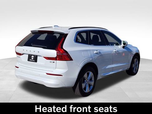 Certified 2022 Volvo XC60 B5 Momentum image 9