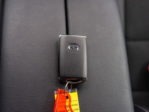 Used 2025 MAZDA CX-50 AWD 2.5 S w/ Premium Package image 34