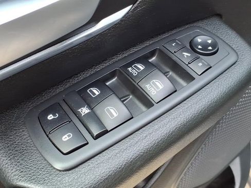 Used 2019 RAM 1500 Big Horn AWD/4WD image 20