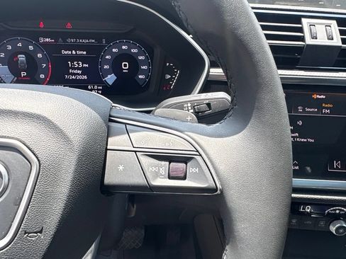 Certified 2025 Audi Q3 2.0T Premium w/ Convenience Package AWD/4WD image 24